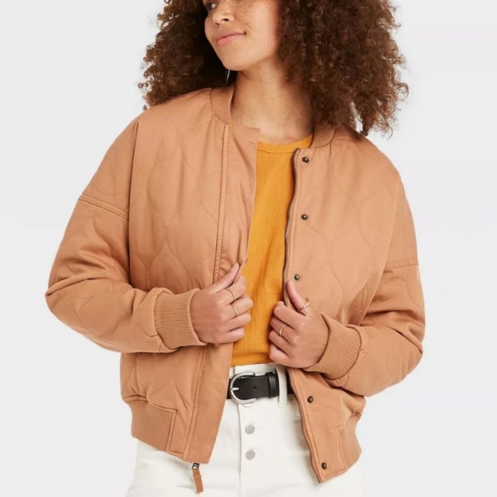 Universal Thread Women's Quilted Everyday Winter Coat Utility Tan Jacket
